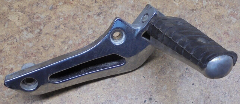 1986 Yamaha XV700 XV 700 Virago Foot Peg Pedal Left Rear Back Passenger 86
