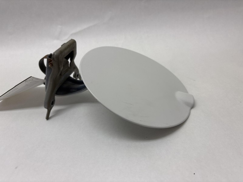 06 FORD FUSION Fuel Filler Door Gas Cap OEM Grade A White