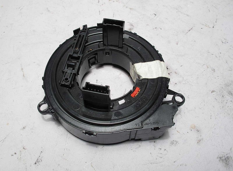 BMW Steering Wheel Clock Spring Slip Ring Switch Hub 2004-2006 E60 E63 E65 USED