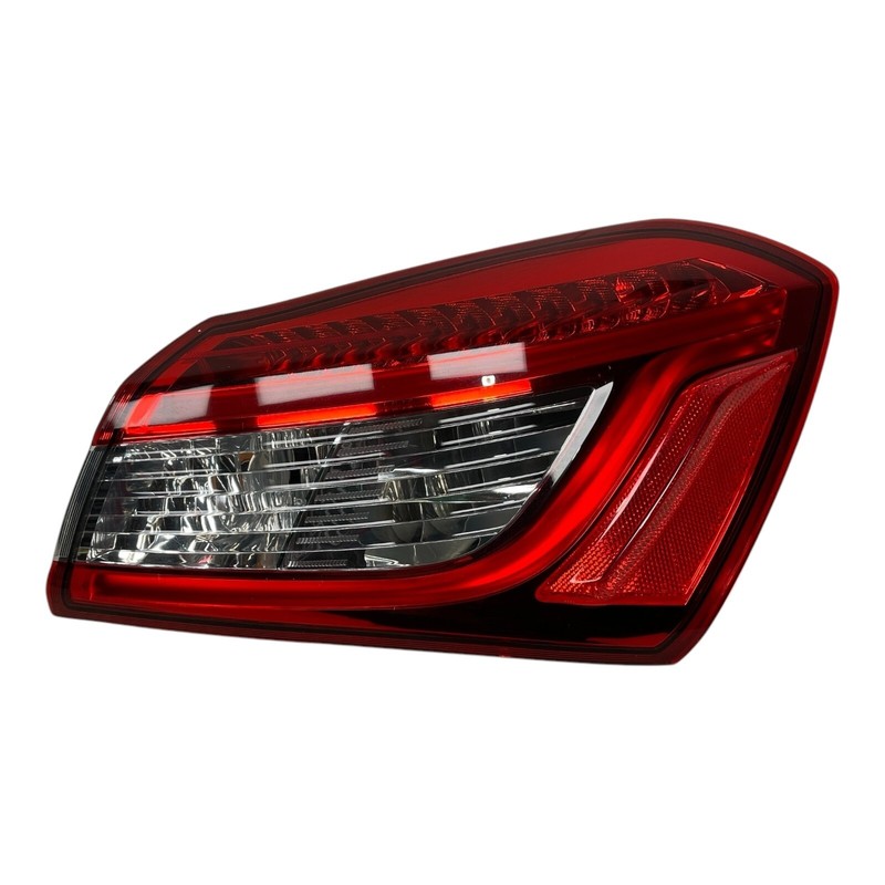 2014-2020 Maserati Ghibli M157 Rear right outer taillight lamp OEM 06700084810