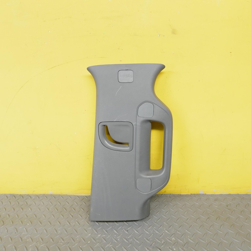 2019-2022 GMC SIERRA 1500 Right B Pillar Upper Trim Cover Oem 23387940