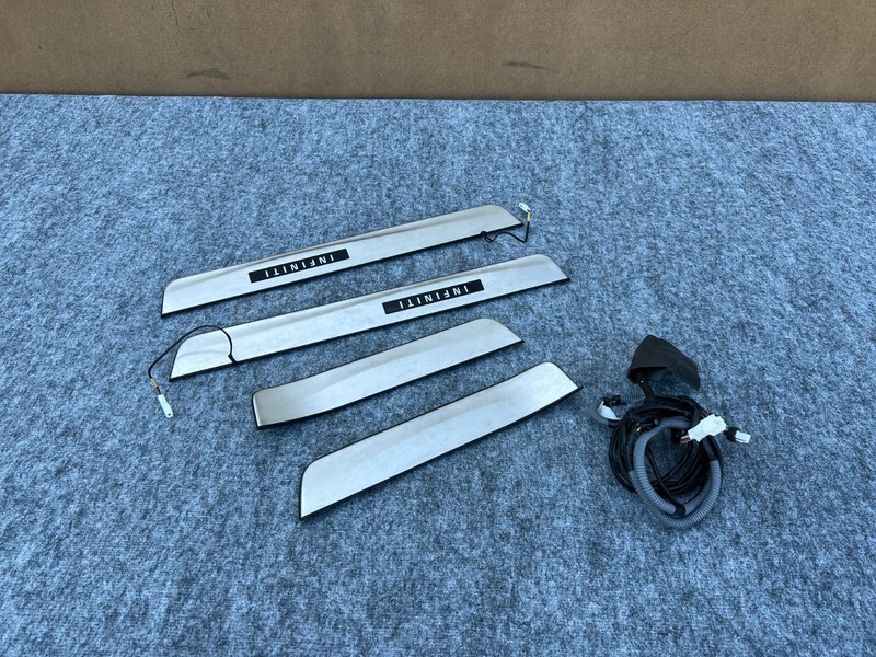 INFINITI Q50 14-15 OEM FRONT REAR LEFT RIGHT SCUFF PLATE ILLUMINATED DOOR SILLS