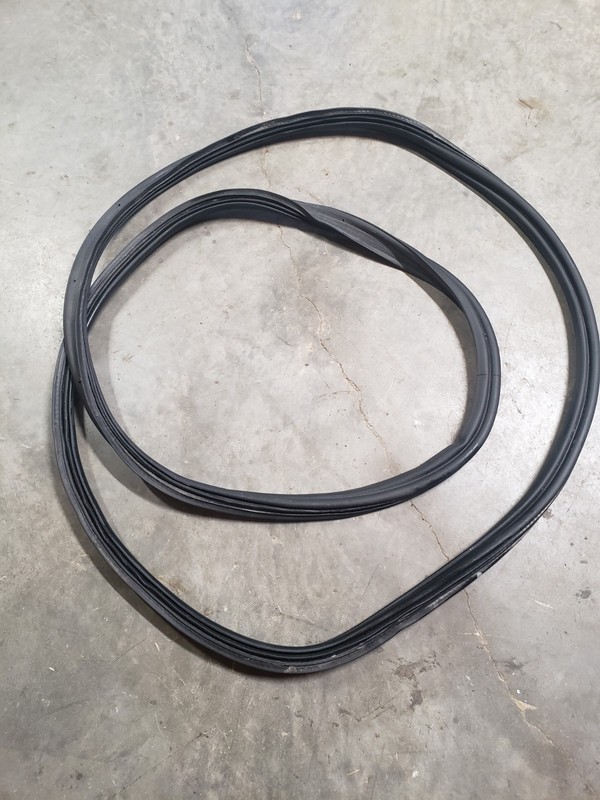 2022 Equinox Rear Hatch Seal
