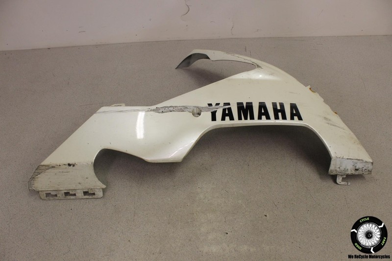 2004 Yamaha YZF R1 RIGHT LOWER BOTTOM BELLY SIDE FAIRING COWL PLASTIC 04