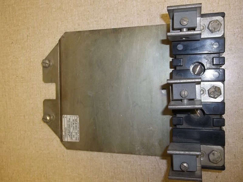 Allen Bradley Flange Switch Panel 1494F-R621, Series A *FREE SHIPPING*