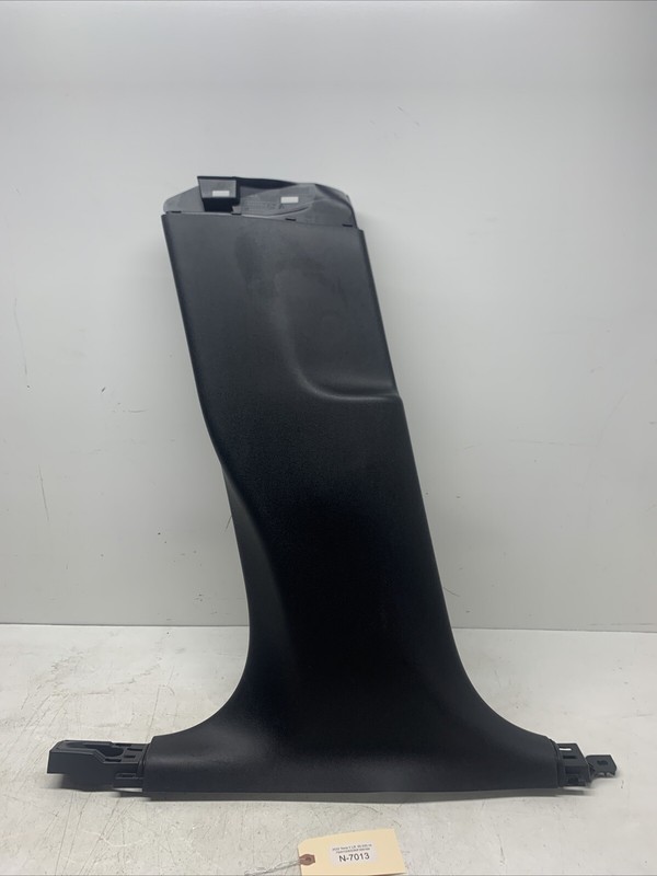 20-22 Tesla Model Y Lower Driver Side B-Pillar Trim Cover Panel Left LH 7013 U9