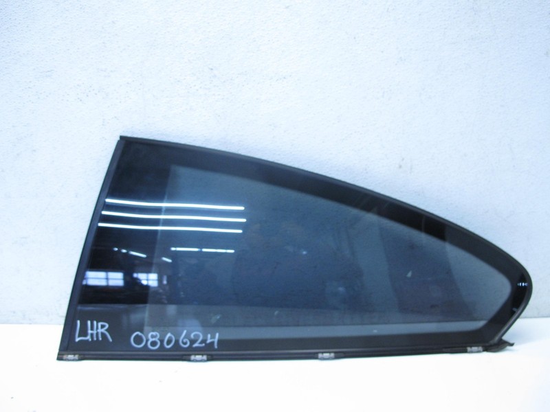 04-10 BMW E63 650i COUPE WINDOW GLASS QUARTER REAR LEFT OEM 080624