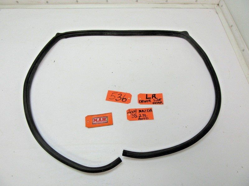 FITS 04-09 MAZDA 3 SEDAN LEFT REAR DOOR PANEL WEATHER RUBBER SEAL STRIP MOLDING