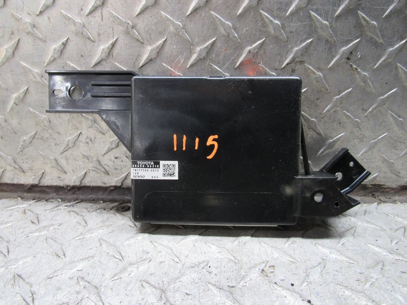 2011 TOYOTA CAMRY TEMPERATURE AMPLIFIER CONTOL MODULE 88650-06310 2.5L