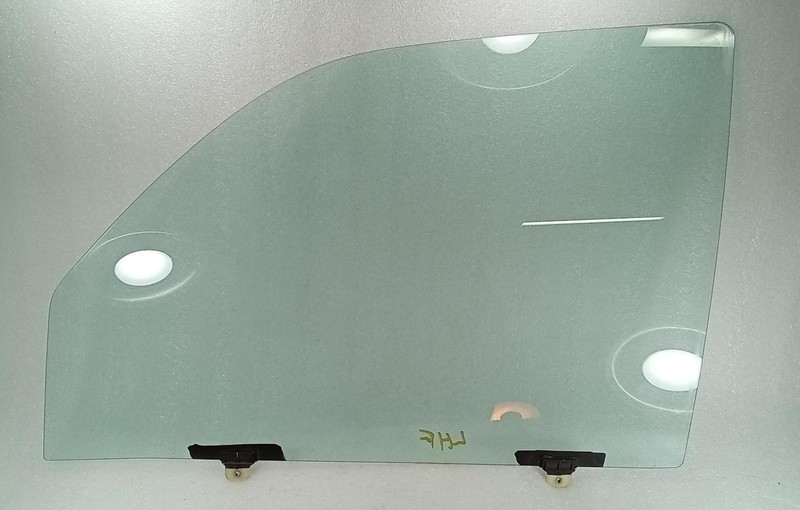 1999-2000 4 Runner 59404 D Front Left Driver Side Door Window Glass 6810235180