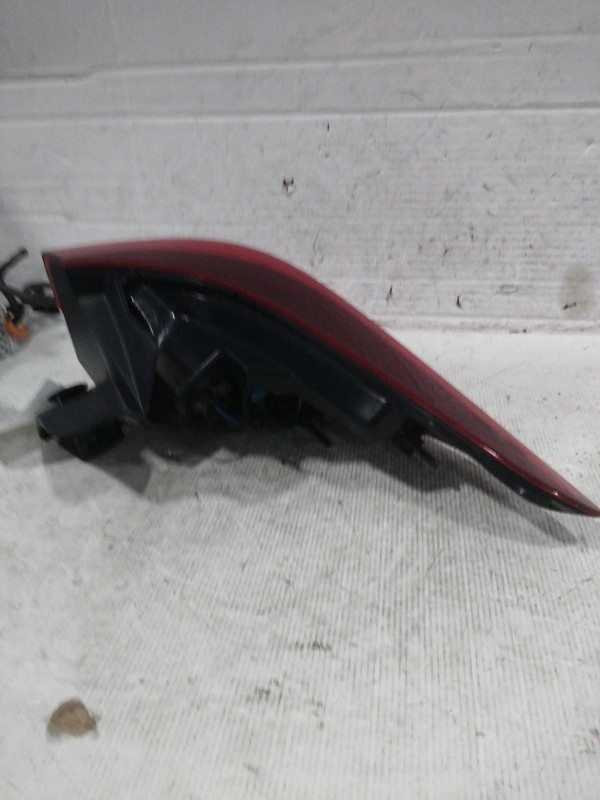 2021 Chevrolet Trailblazer Left Tail Light Assembly Red 737360 Used 70K Miles