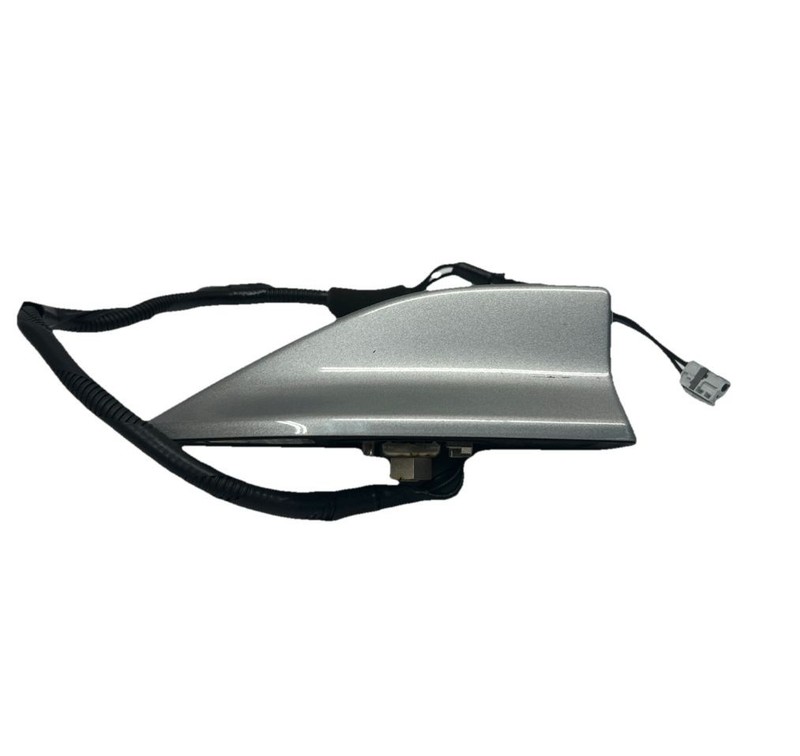 2016 2017 2018 Acura RDX roof antenna shark fin assy NH-830M SILVER