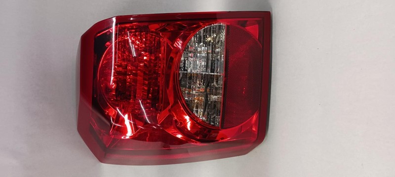 07 DODGE CALIBER Left driver Taillight OEM Grade A!