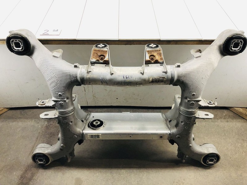 12-18 BMW 650I XDRIVE REAR SUSPENSION AXLE SUBFRAME CARRIER CROSSMEMBER OEM