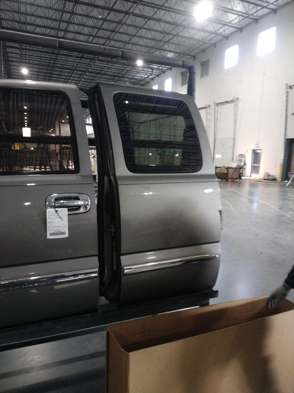 2007 GMC Sierra 1500 Pickup Left Rear Door Grey OEM 118k Miles NJ25-25083
