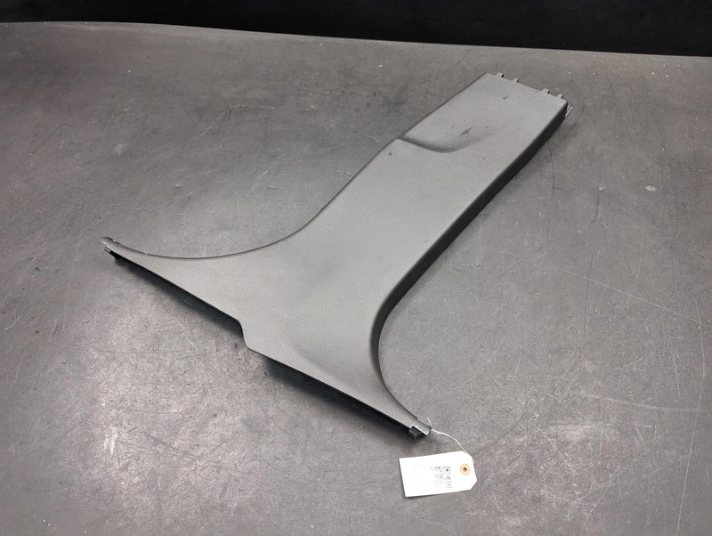 Center Right B Pillar Lower Trim Panel 2022 BMW X1 51437332818 2016 2017-2022