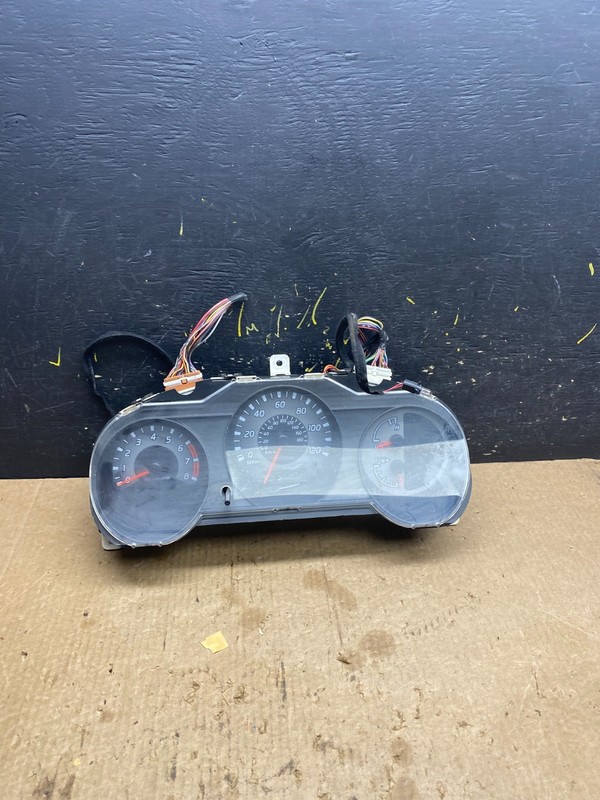 2002-2003 Nissan Pathfinder Xterra Cluster Speedometer Instrument OEM z7269 DG