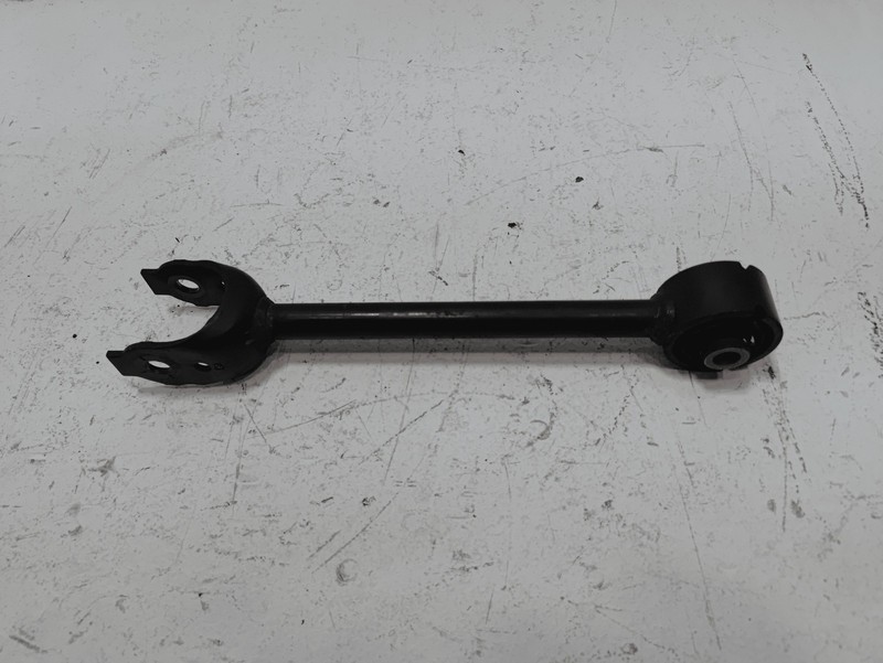 2018-2024 TOYOTA CAMRY REAR RIGHT OR LEFT SIDE SUSPENSION CONTROL LOWER ARM OEM