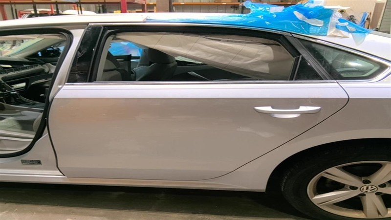 Driver Rear Side Door Electric Sedan Fits 12-19 PASSAT 3599794