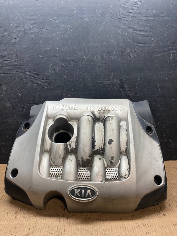 2005 to 2007 Kia Sportage 2.0L Engine Motor Cover Y6684 DG