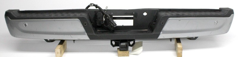 OEM Rear Bumper Assembly For Ford F150 Light Silver ML34-17A894-FA5LPM Scratches