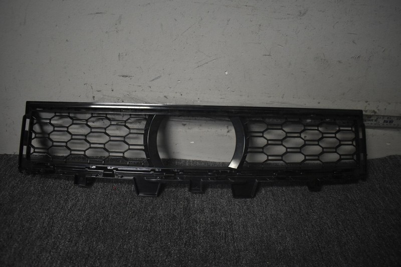 BMW X5 GRILLE FACTORY OEM