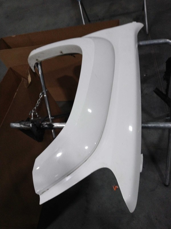 2008 GMC Canyon Right Fender White OEM Used 545515 183K Miles