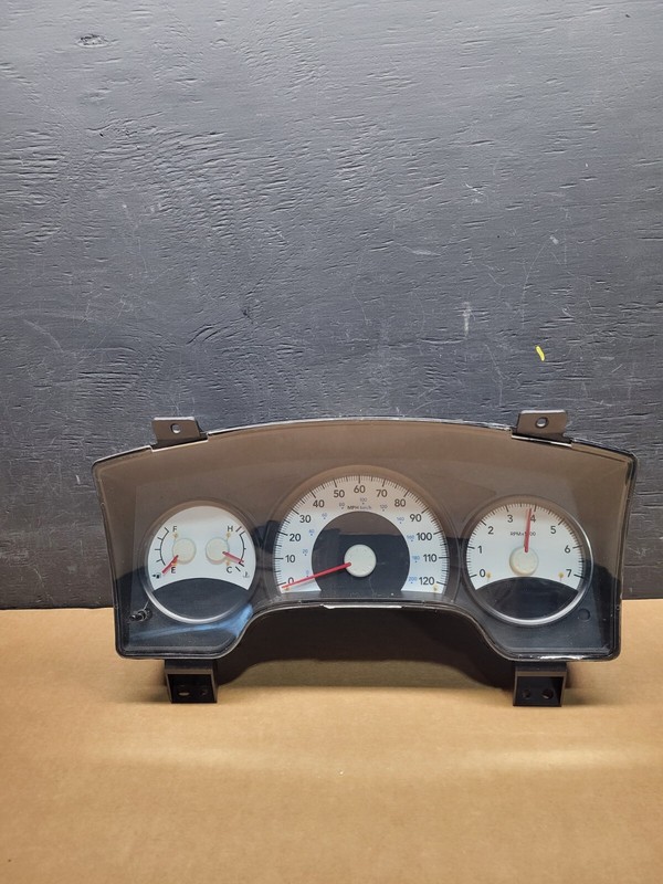 2006 Dodge Durango Speedometer Instrument Cluster Gauge H7467 OEM