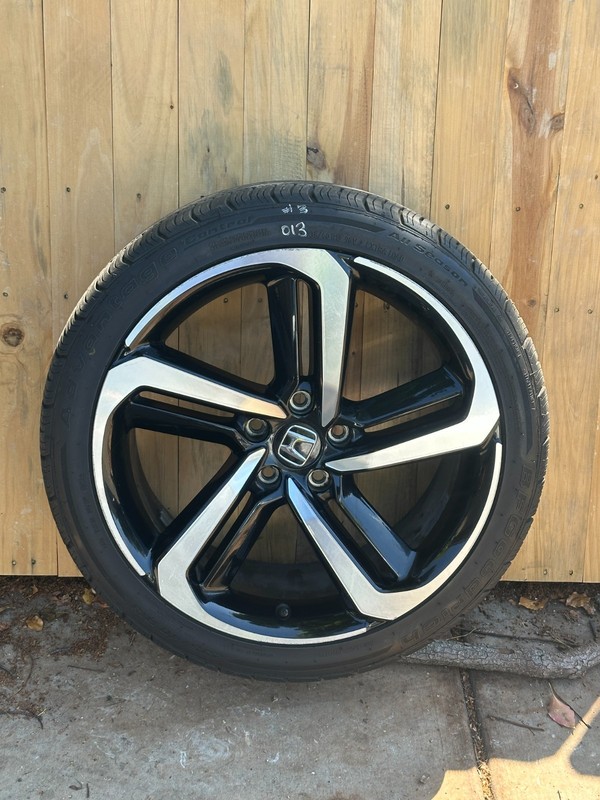 2018-2020 Honda Accord 19X8½" Wheel w/ Tire BFGoodrich 235/40r19 8/32" Tread OEM