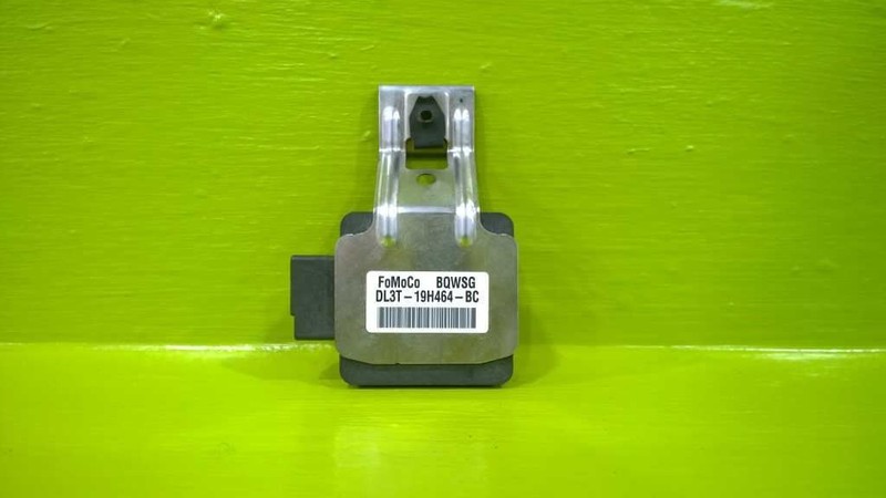 13 14 FORD F150 GPS RADIO ANTENNA CONTROL MODULE OEM 2892-33