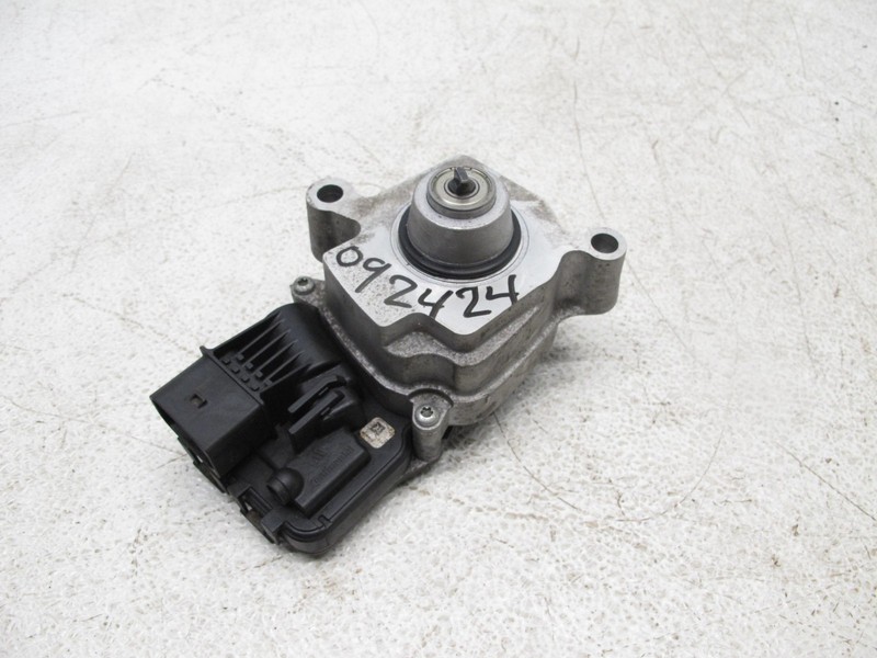 14-15 JAGUAR X250 XF XJ 3.0 AWD TRANSFER CASE ACTUATOR GEAR BOX MODULE OEM 09242