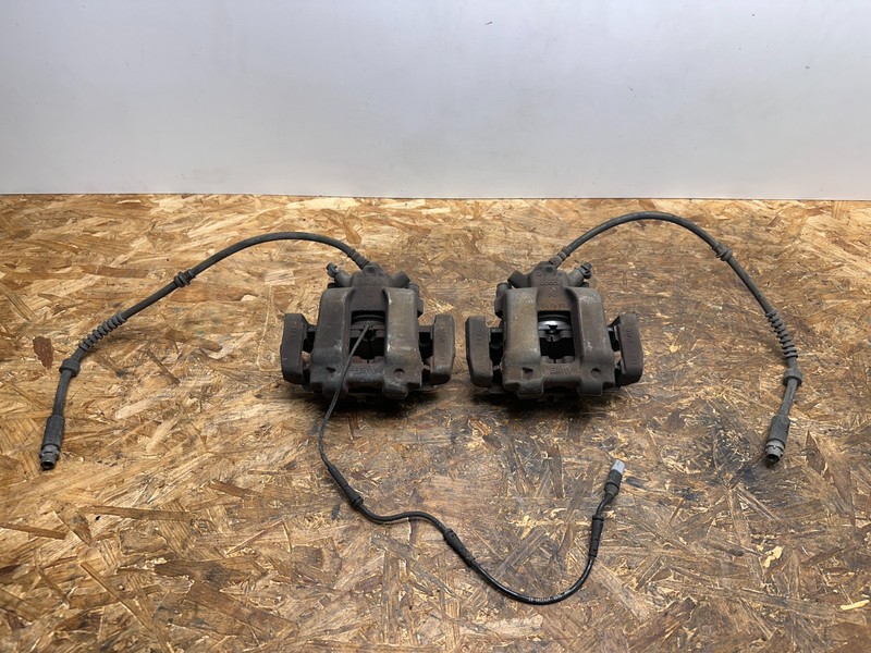 OEM BMW F22 F30 F32 F36 Front Right & Left Side Brake Caliper Shoe Calipers SET