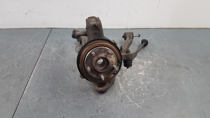 2011 Chevy Corvette Grand Sport Left Rear Hub / Control Arms #1098 Q5