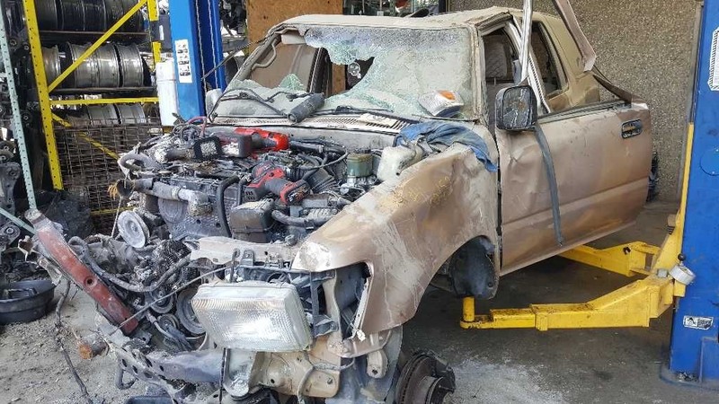 Driver Front Spindle/Knuckle Knuckle Without ABS Fits 90-95 4 RUNNER 100404