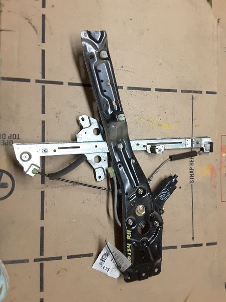 92 93 94 TOYOTA CAMRY R. FRT WINDOW REGULATOR SDN AND SW ELEC 65890