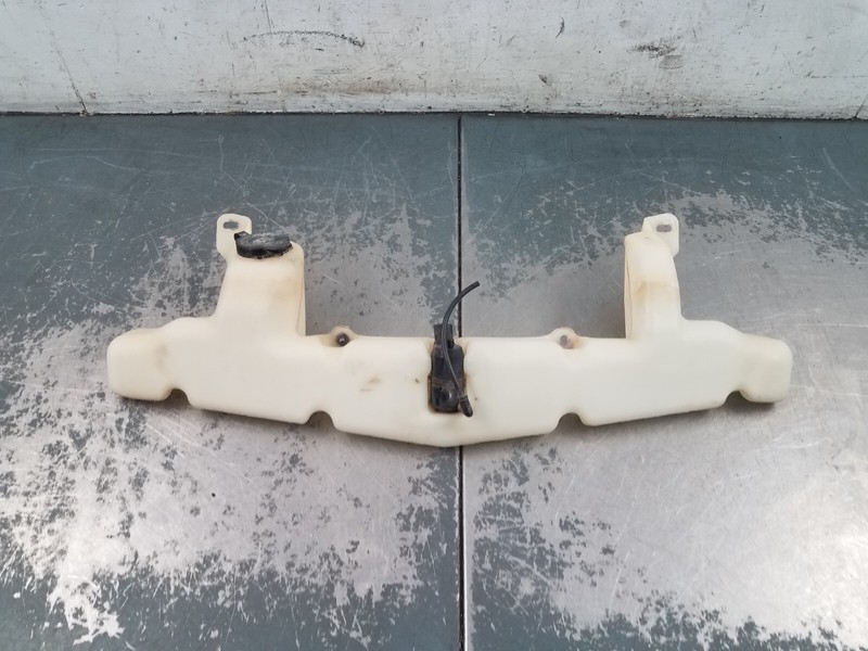 2000 Pontiac Trans Am Windshield Washer Bottle Pump #3041 A12
