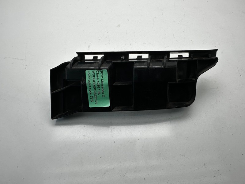 2011 - 2015 MERCEDES-BENZ C300 REAR RIGHT SIDE BUMPER BRACKET A2048800603 OEM .