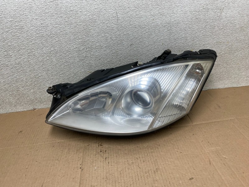 Halogen 2006 to 2009 Mercedes S-Class Left Driver LH Headlight W0669 DG