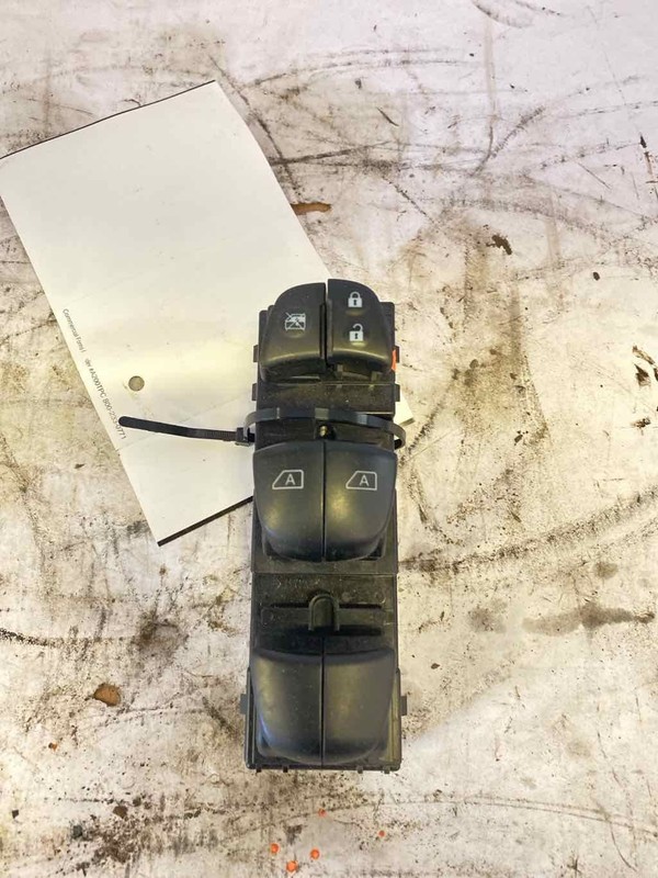 Door Switch Front NISSAN ALTIMA 19 20 21 22 23 24