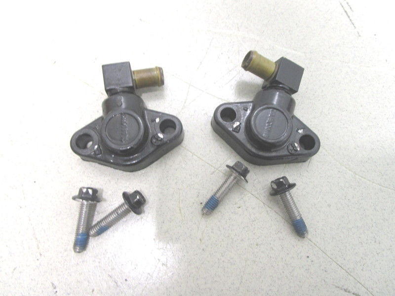 8307372 Mercury Mariner Outboard 175 HP Pro XS Thermostat Cover Set (2)