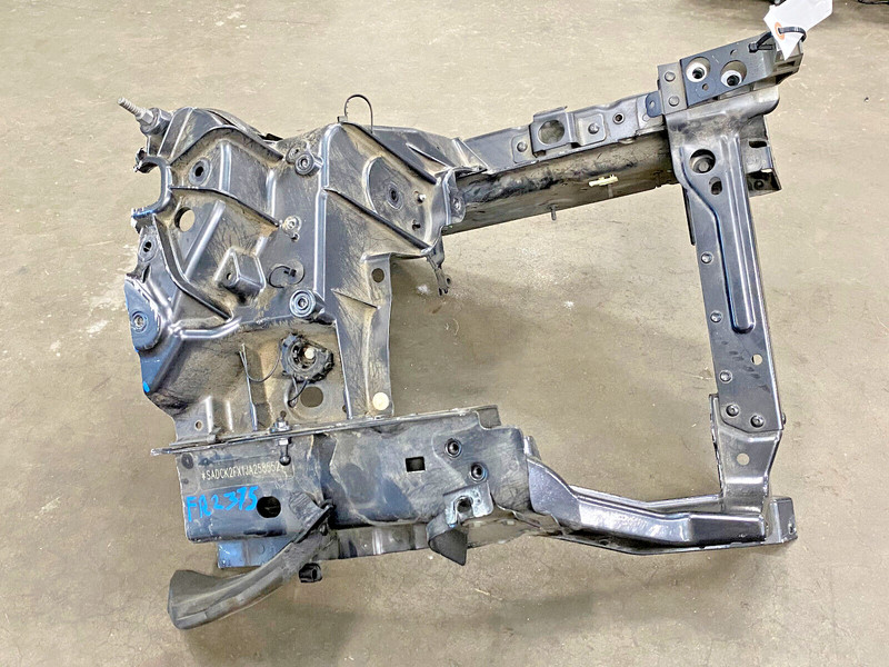 ⭐2017-2020 JAGUAR F-PACE FRONT RIGHT PASSENGER FRAME RAIL BODY CLIP OEM LOT2375