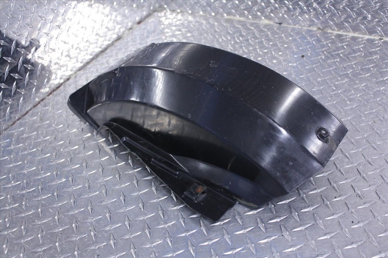 1983 YAMAHA XVZ12 T VENTURE REAR INNER FENDER SUB COVER LINER XVZ 1200 XVZ12T 83