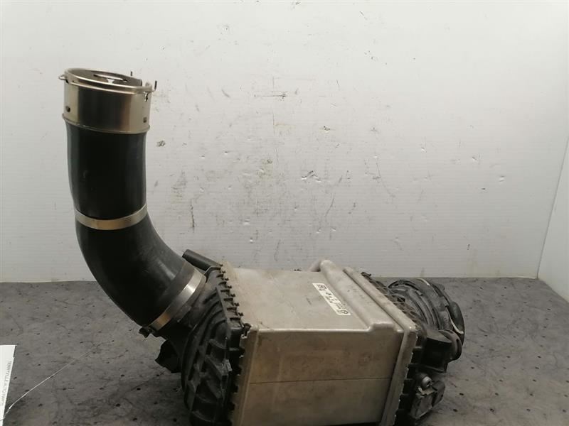 Driver Intercooler 4.4L Twin Turbo Fits 16-19 BMW 750i 1418685