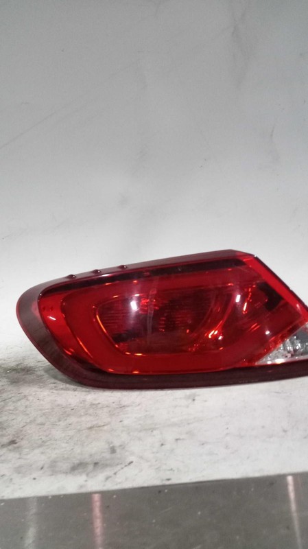 Used Left Tail Light Assembly fits: 2015 Chrysler 200 Sdn quarter panel mounted