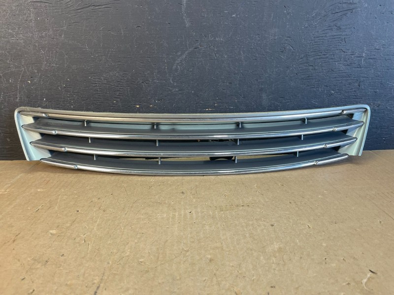 2002 to 2004 Lexus ES330 ES300 Front Upper Grill Grille OEM AD5720 DG