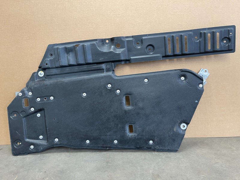2017-2018 INFINITI Q60 RWD TRANSMISSION SPLASH SHIELD COVER OEM LOT612