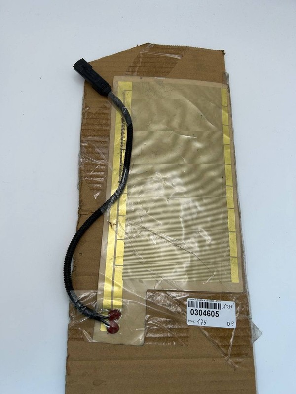 ✅ 21+ OEM Tesla Model X Front Radar Heater Bumper 1672829-00-A
