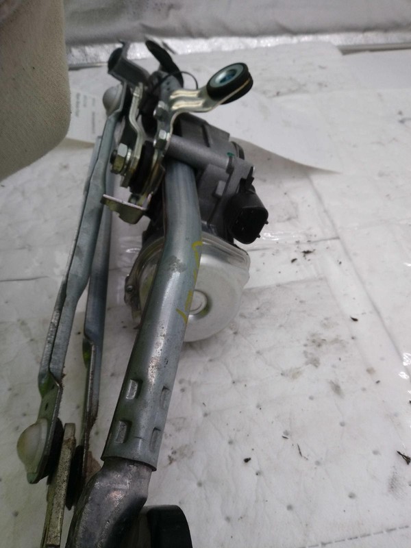 2023 Mazda CX-50 Wiper Motor OEM VA456737XB 24K Miles Red 4DR