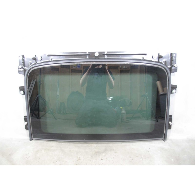 2013-2015 BMW E84 X1 SAV Rear Glass Panel for Panoramic Sunroof USED OE