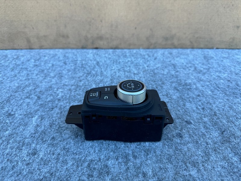 INFINITI QX50 QX55 2019-2024 OEM CENTER CONSOLE RADIO MEDIA CONTROL SWITCH ASSY